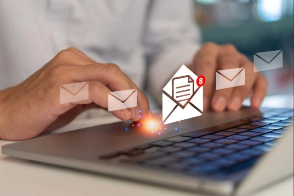 30 ejemplos de correos electrónicos en 2026