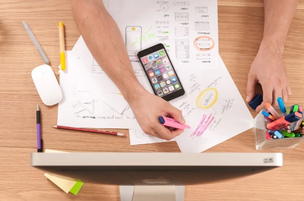 Top 50 nombres para empresas creativas y originales en 2026